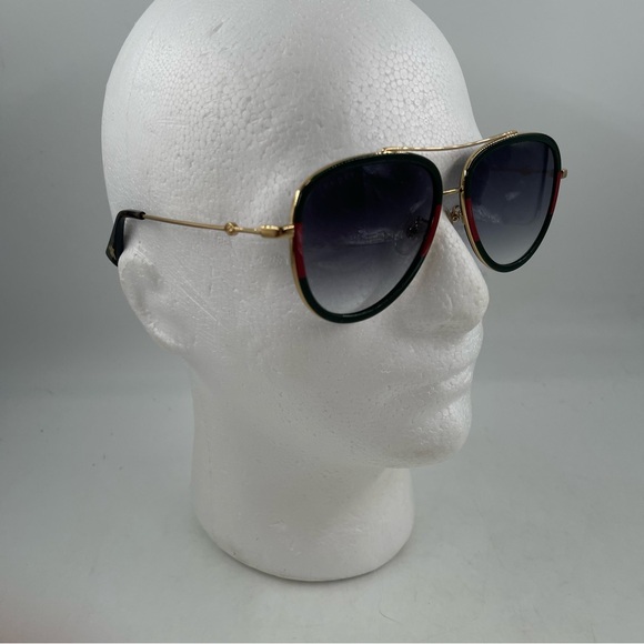 NEW! Gucci Aviator Metal Sunglasses Gold/Green/Red Frames Grey Lens 100% UV - Picture 1 of 16